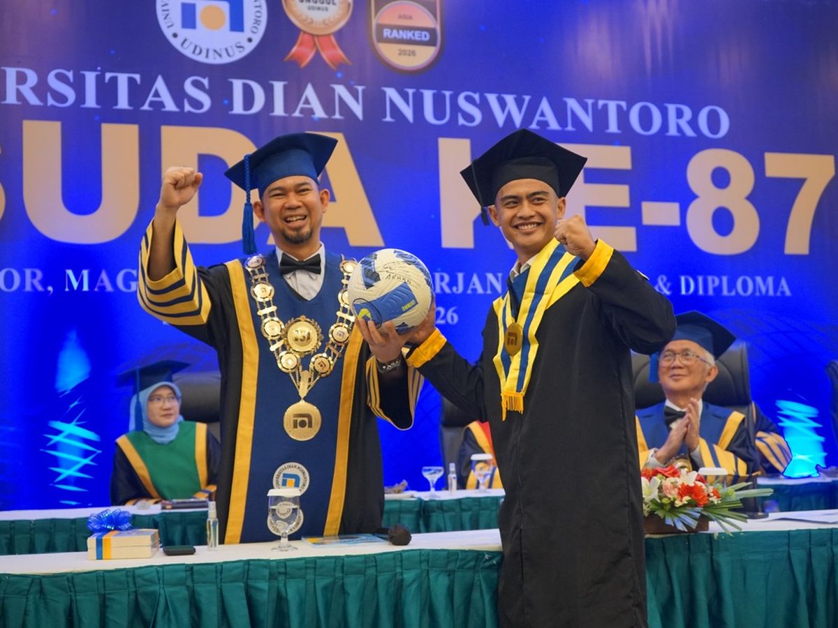 UDINUS Gelar Wisuda ke-87, Cetak Lulusan Kompeten, Inovatif, dan Berjiwa Wirausaha